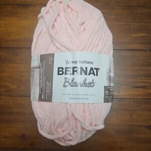 Bernat‎ Blanket Yarn Tan Pink